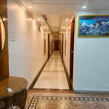 Hotel Kailash Residency デヘラードゥーン エクステリア 写真