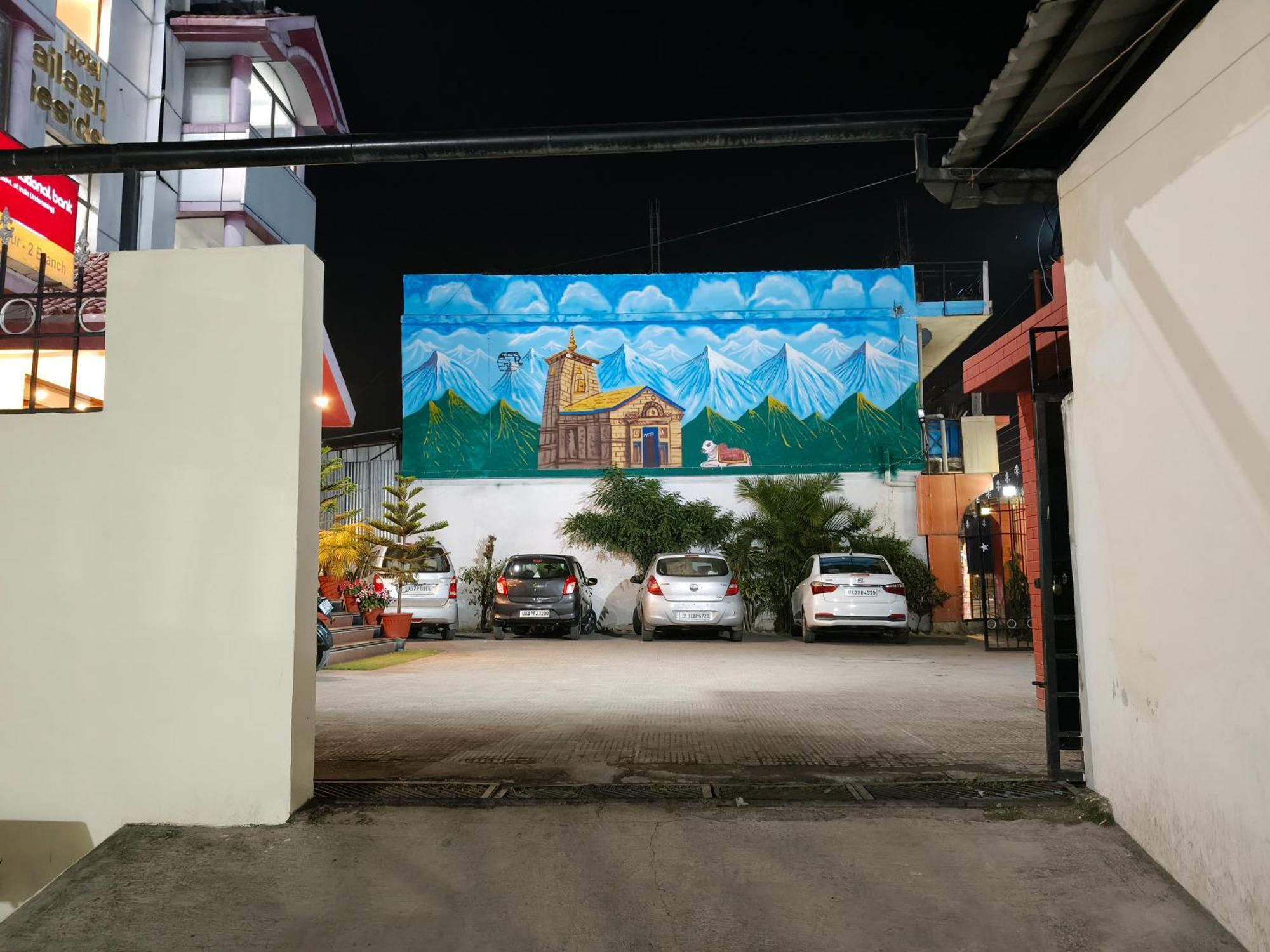 Hotel Kailash Residency デヘラードゥーン エクステリア 写真